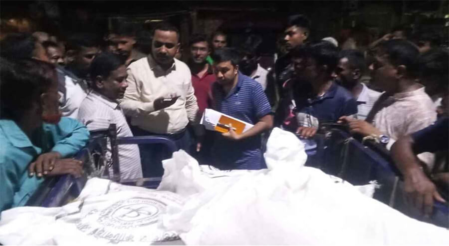 পাচারের সময় ২০ বস্তা সরকারি সার জব্দ