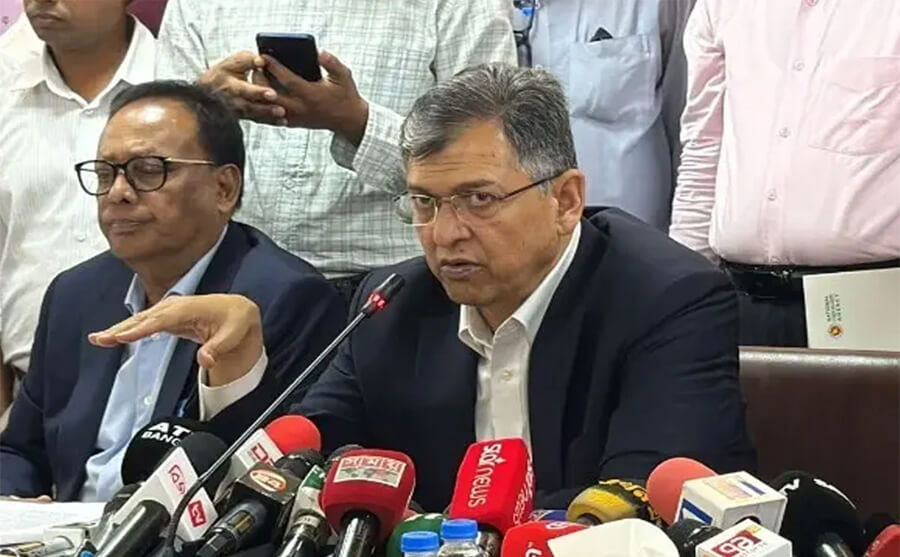 সাংবাদিকদের বিরুদ্ধে সাইবার আইনের অপপ্রয়োগ চান না স্বরাষ্ট্রমন্ত্রী