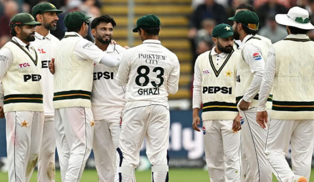 টেস্ট ইতিহাসে সর্বনিম্ন র‌্যাঙ্কিংয়ে পাকিস্তান