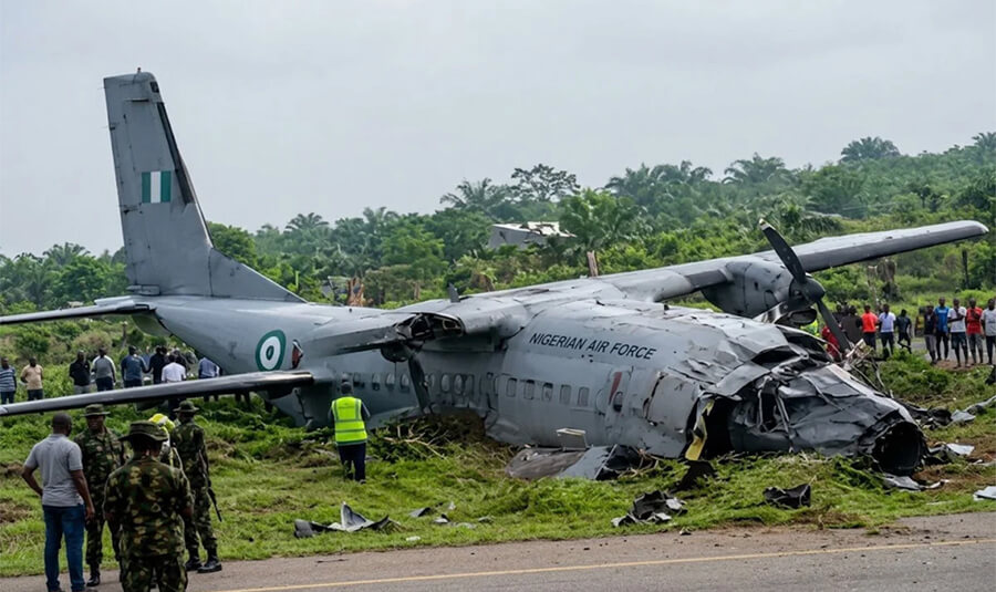 নাইজেরিয়ায় সামরিক বিমান বিধ্বস্ত, ৩২ আরোহীর সবাই নিহত
