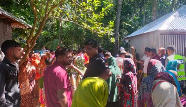 টিকটকে পরিচয় থেকে প্রেম, বিয়েতে পরিবারের আপত্তি; প্রাণ গেল স্কুলছাত্র ও গৃহবধূর