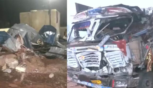 ভারতে মন্দিরের সামনে ভক্তদের পিষে দিল ট্রাক, নিহত ১২