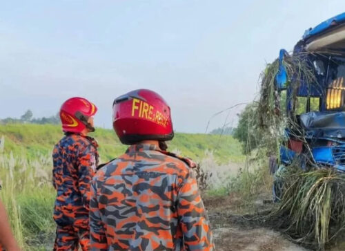 ঢাকা-মাওয়া এক্সপ্রেসওয়েতে ভয়াবহ দুর্ঘটনা, বাস খাদে পড়ে নিহত ৩