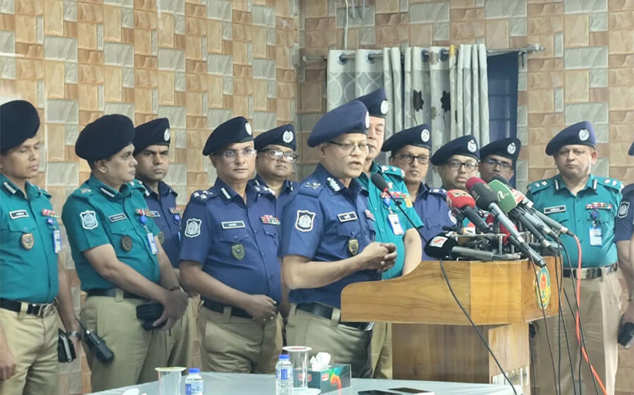 চাঁদাবাজি রোধে অভিযোগ ছাড়াই মামলা করতে পারবে পুলিশ: আইজিপি