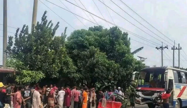 ময়মনসিংহে বাস-সিএনজির মুখোমুখি সংঘর্ষ, নিহত ৭