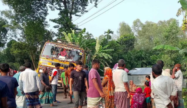 লালমনিরহাটে ফজরের নামাজ শেষে হাঁটতে গিয়ে ট্রাকচাপায় দুই নারীর মৃত্যু
