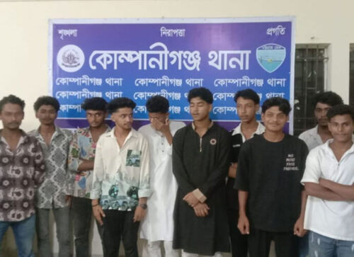 নোয়াখালীতে কিশোর গ্যাংবিরোধী অভিযানে আটক ১৭০, ১৮ জনের বিরুদ্ধে ব্যবস্থা
