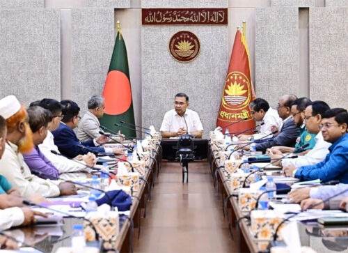 গণপরিবহন ব্যবস্থাপনা ও সড়ক নিরাপত্তায় গুরুত্বারোপ প্রধানমন্ত্রীর